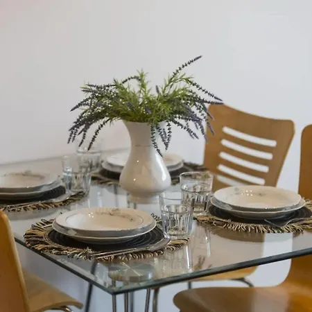 Apartment Beautiful By Renters *